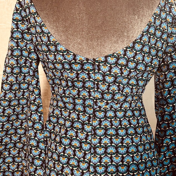 Sixties style Mini Dress - Picture 4 of 7